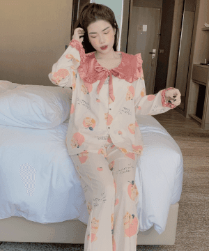 Alternative view of Pijama Cổ Bèo Công Chúa Vải Lụa Mát Hồng Đào Dễ Thương